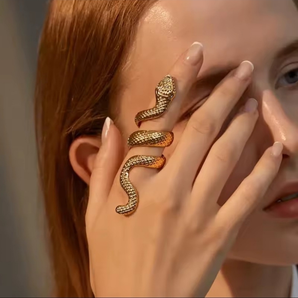 Hyperbole Snake Resizable Ring Adjustable